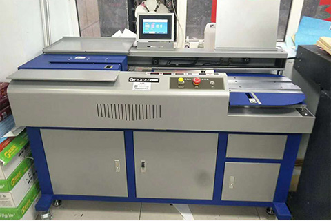 講述鄭州水包水多彩漆應(yīng)該如何清理呢? 新聞圖片?